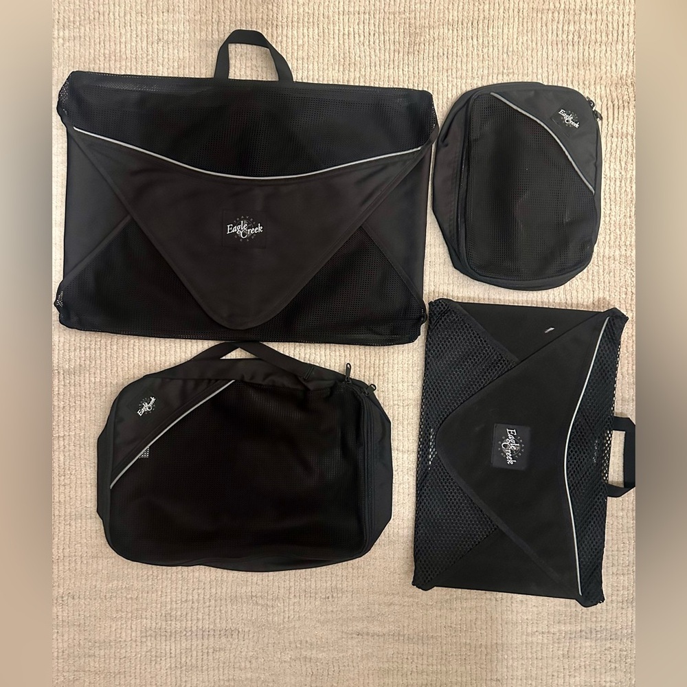 EAGLE CREEK 4 PC BLK PACKING SYSTEM! LIKE NEW NEVER USED! $25 OBO